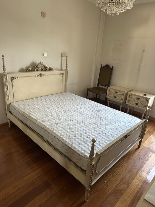 Cama de Casal vintage em Madeira