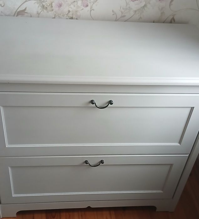 Biała komoda IKEA vintage