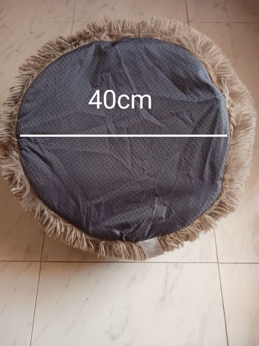 Cama fofinha e felpuda para gatos