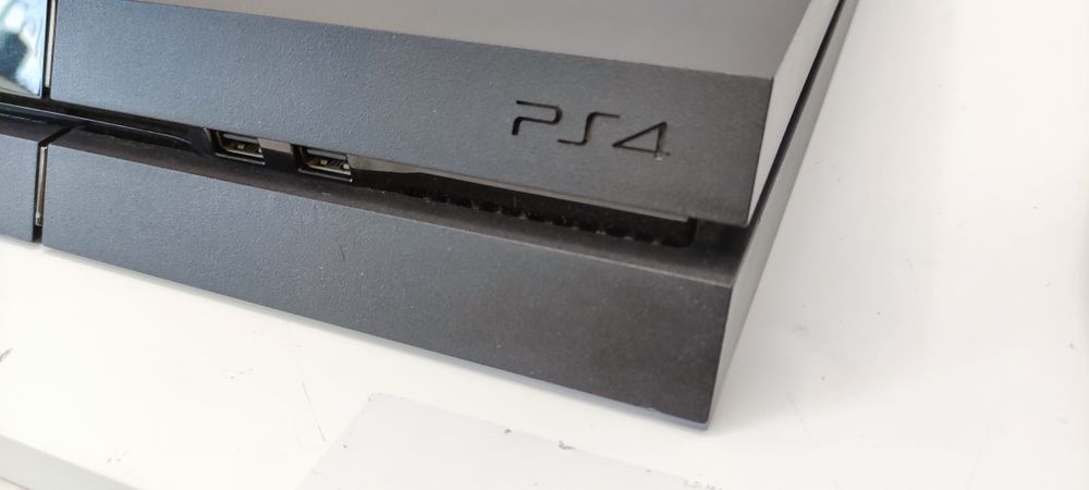 Konsola PlayStation 4 FAT, CUH-1004A 500GB