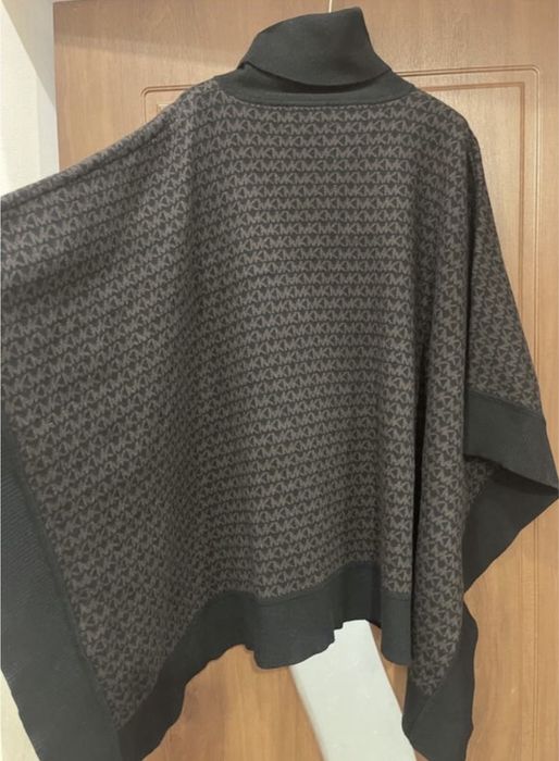 Светр гольф пончо Michael Kors