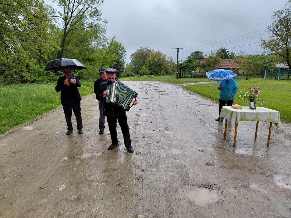 Прокат авто_Tойота Прадо 120_ (весілля)