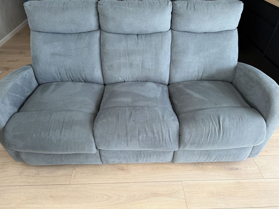 sofa z funkcją relaksu