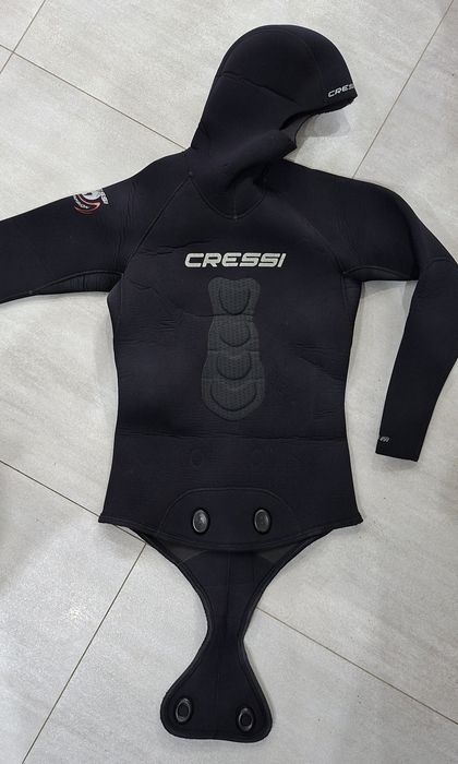 Dwuczęściowa Pianka Cressi 5mm – Rozmiar M/3 – Stan Bardzo Dobry