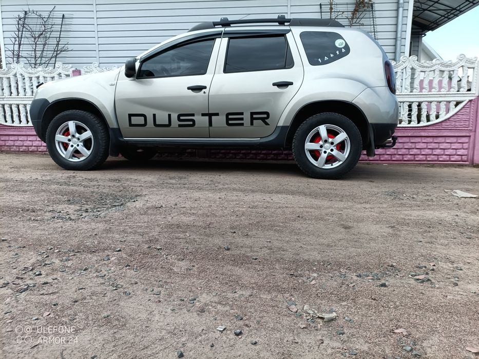 dachia duster продам