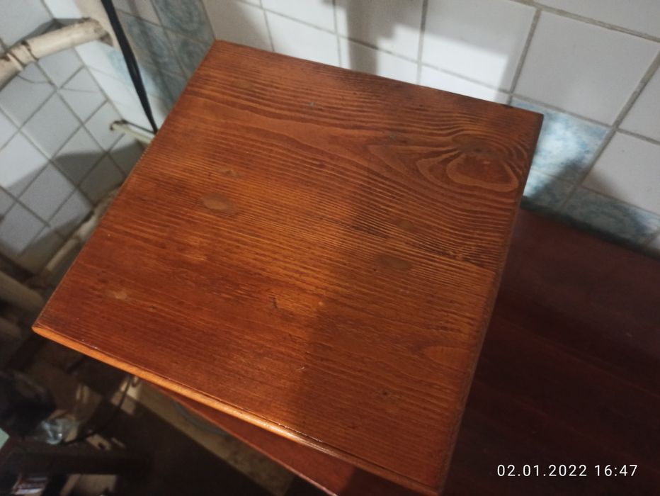 Продам табурет стулья