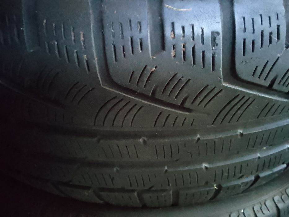 Opony zimowe 225/55R17