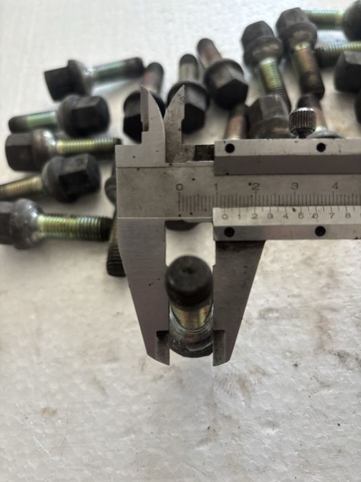 Śruby do kół ssangyong korando felgi aluminiowe stalowe