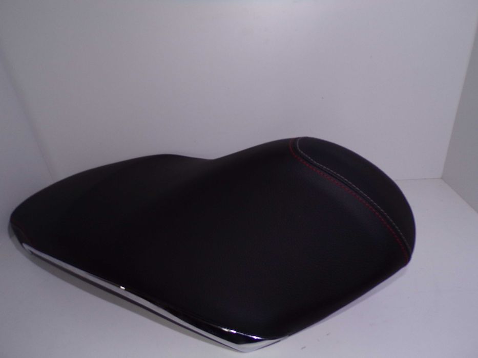 Siedzenie Kanapa + listwy Chrom Piaggio Liberty 50/125cc Nowy Model