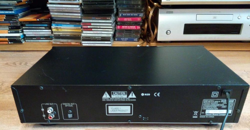 Odtwarzacz CD DENON DCD-500AE