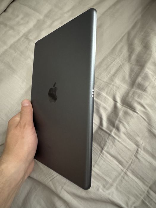 Продам Apple Ipad 7