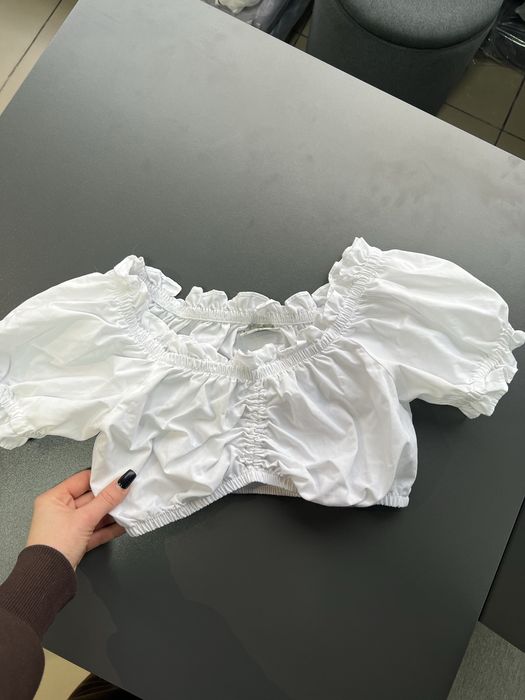 Жіночий топ на літо