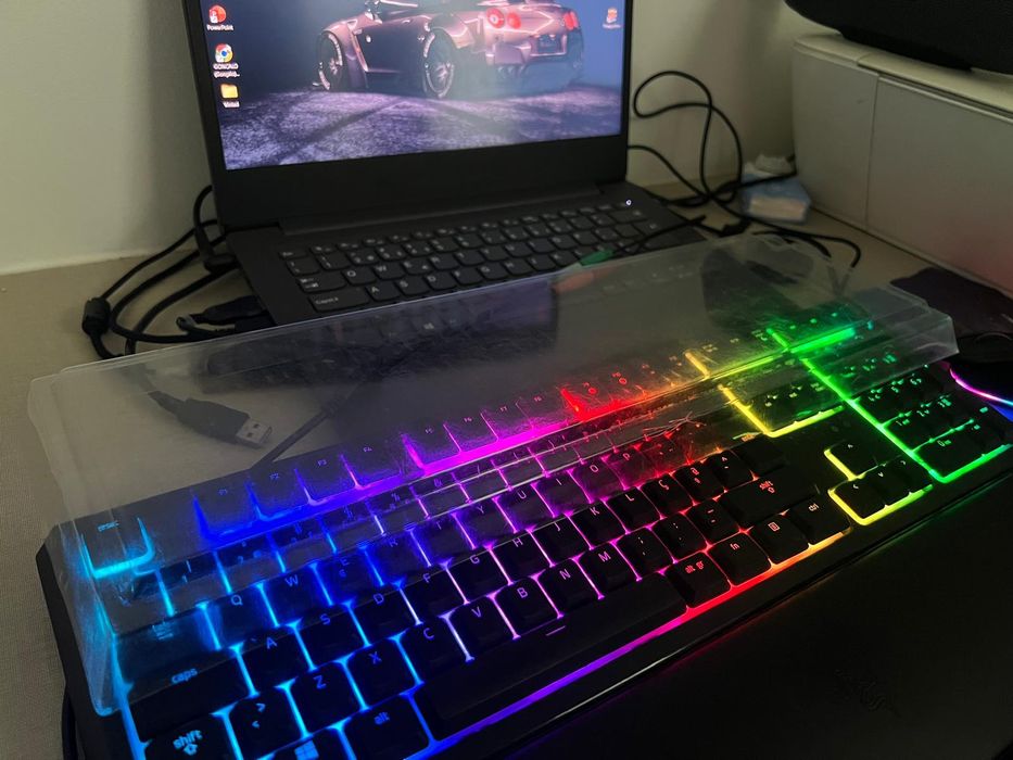 Teclado Razer Ornata V2