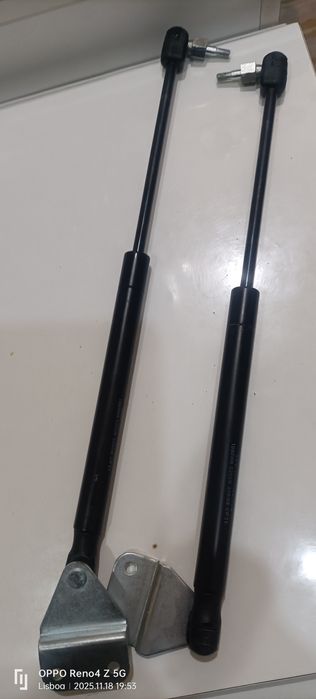 Raspador (Teka) para limpar vidros e Placas de Cerâmica.