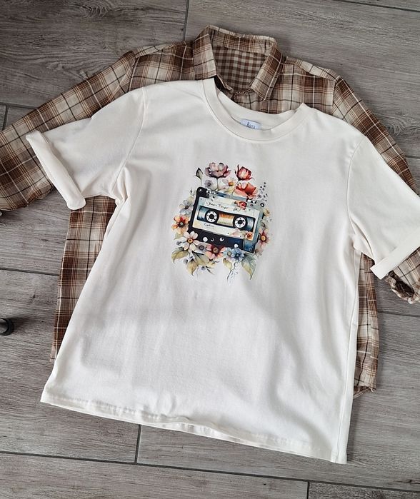 Tshirt Bocca kaseta / Beż