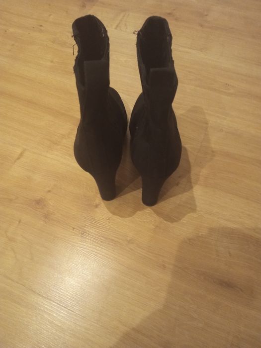 Buty damskie na obcasie H&M r.39