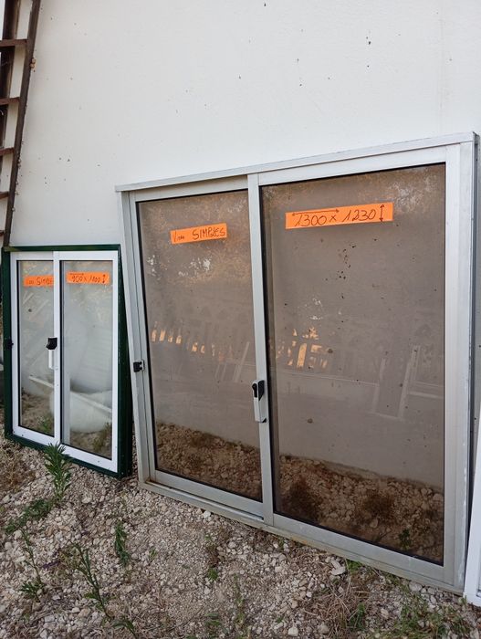 Janelas de alumínio com vidro duplo e simples