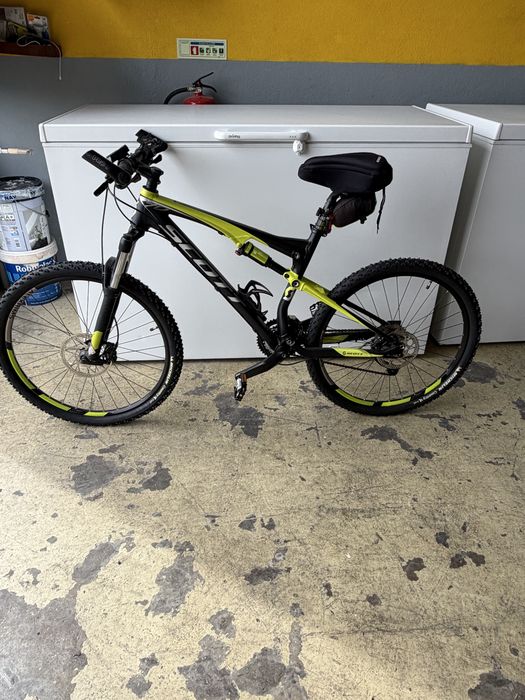 Bicicleta Usada BTT Scott Spark 70 26 L IMPECAVÉL