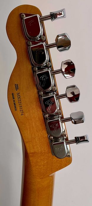 Fender Limited Edition Vintera ‘70s Telecaster, Maple Fingerboard, Mocha