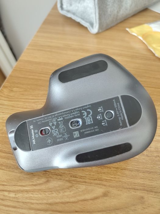 Rato Logitech Master 3S