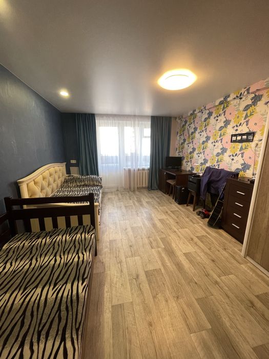 Продам 3к квартиру на ж/м Тополь, зап. Шоссе