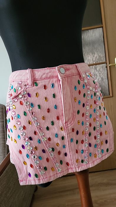 Przepiękne spódnico spodenki różowe z kamieniami MOOCHY r. S 36