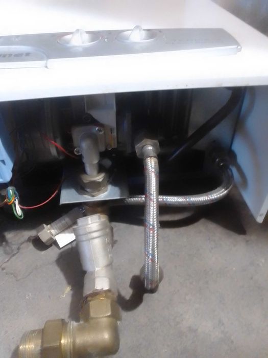 Podgrzewacz przepływowy/terma