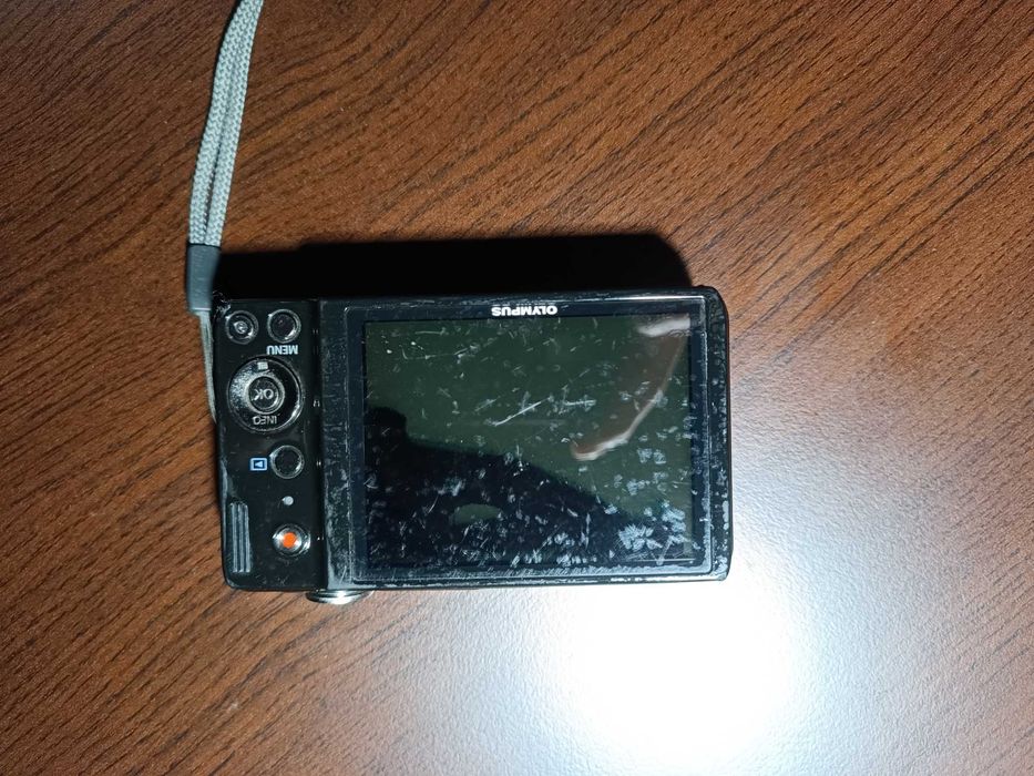 Цифровий фотоапарат Olympus VR-325