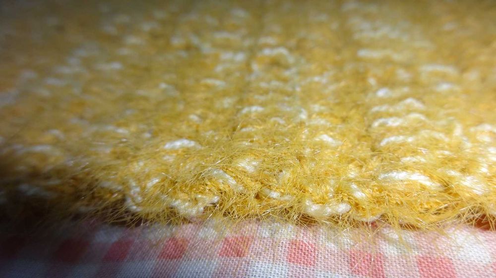 теплый, пушистый  вязаный палантин