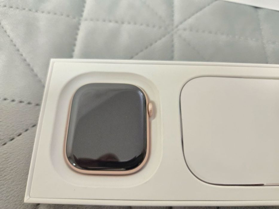 Apple Watch 11 46mm Rose Gold