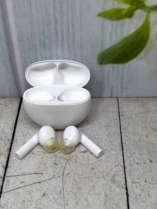 Наушники Oppo Enco Buds 2