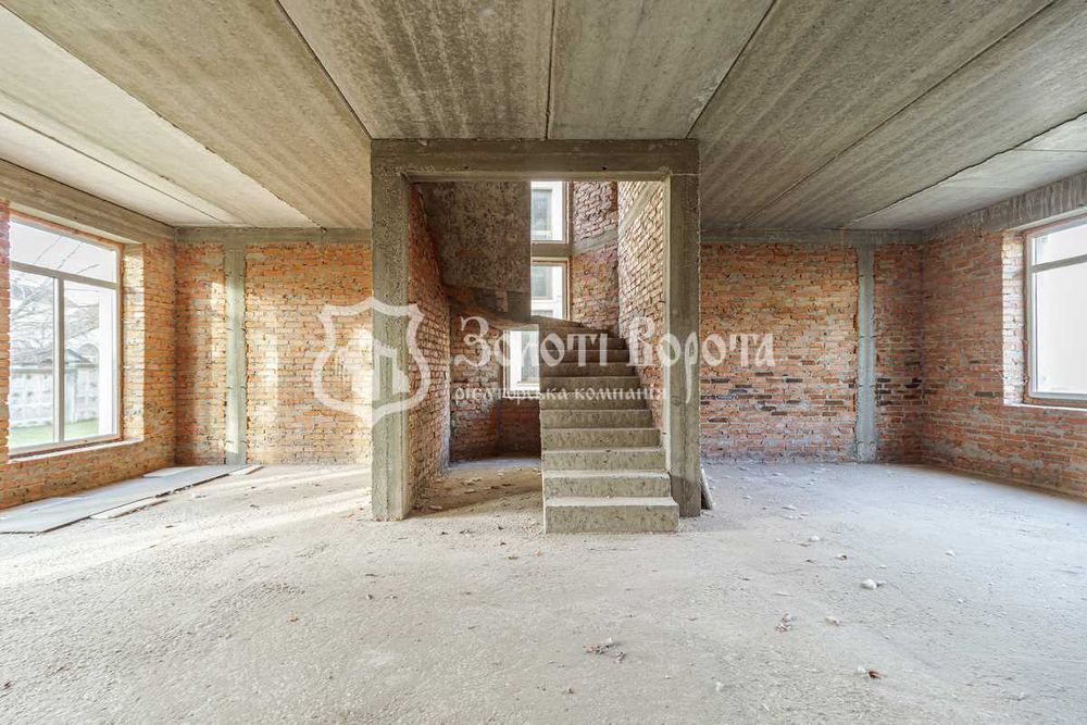 Дуплекс, 3пов. Під ремонт. село Підгірці, Обухівський район