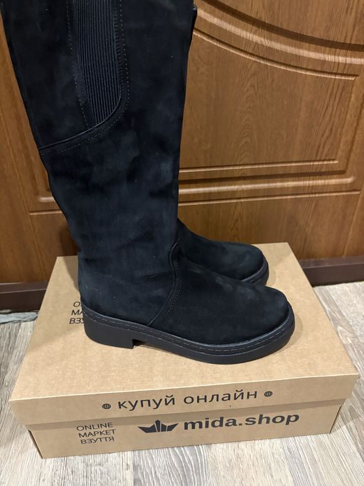 Сапоги натуральный замш черного цвета