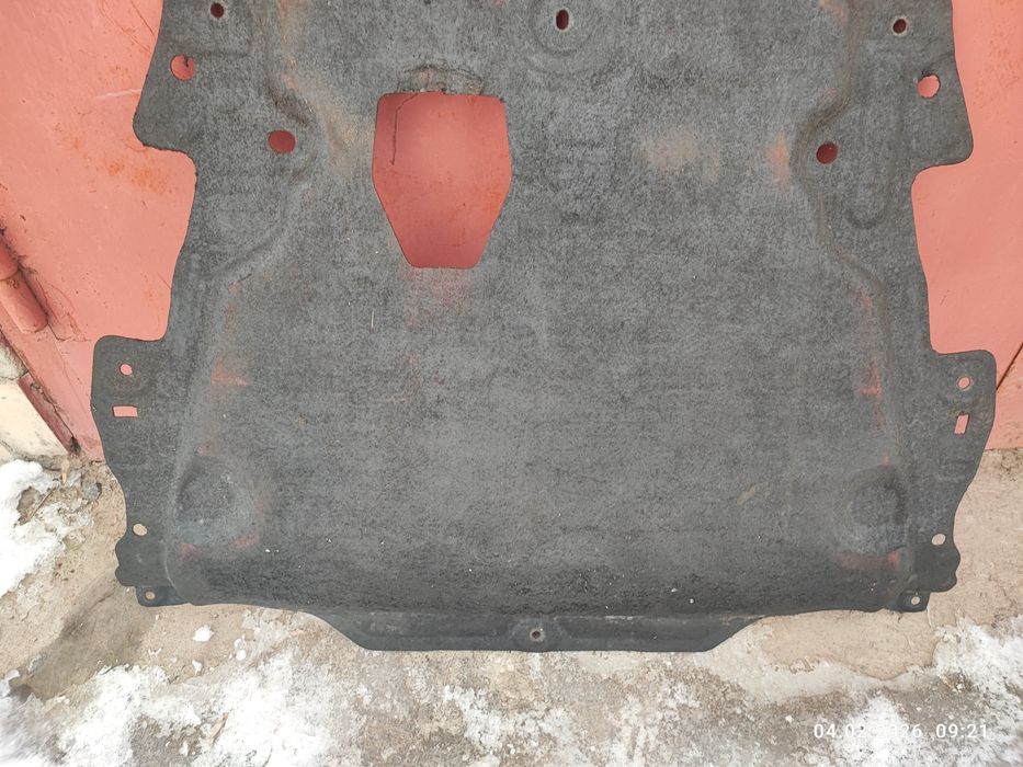 Продам захист двигуна Форд мондео оригінал  2013р.