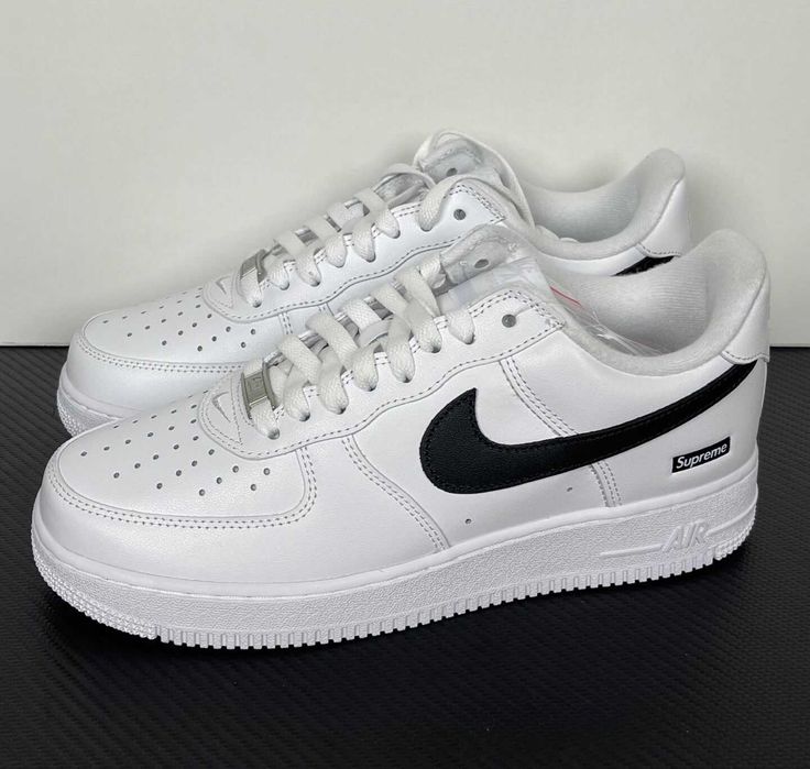 Nike_Air Force 1_Supreme R. 42