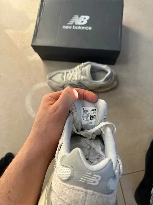 New Balance 9060 Sea Salt Concrete R.43