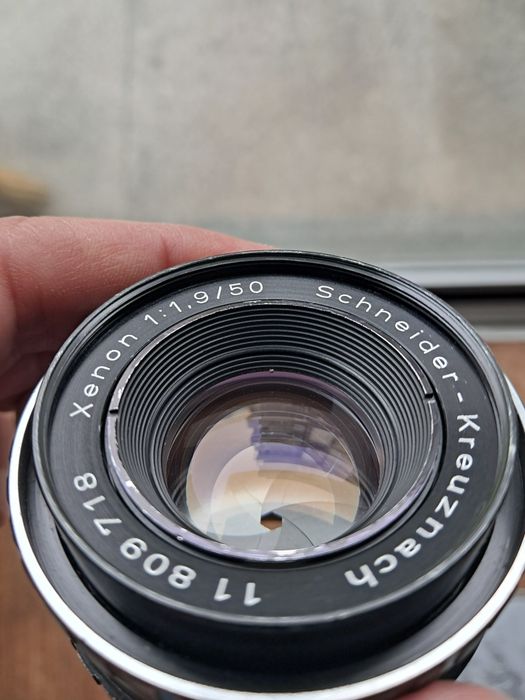 Schneider-Kreuznach Xenon 50mm f1.9 M42