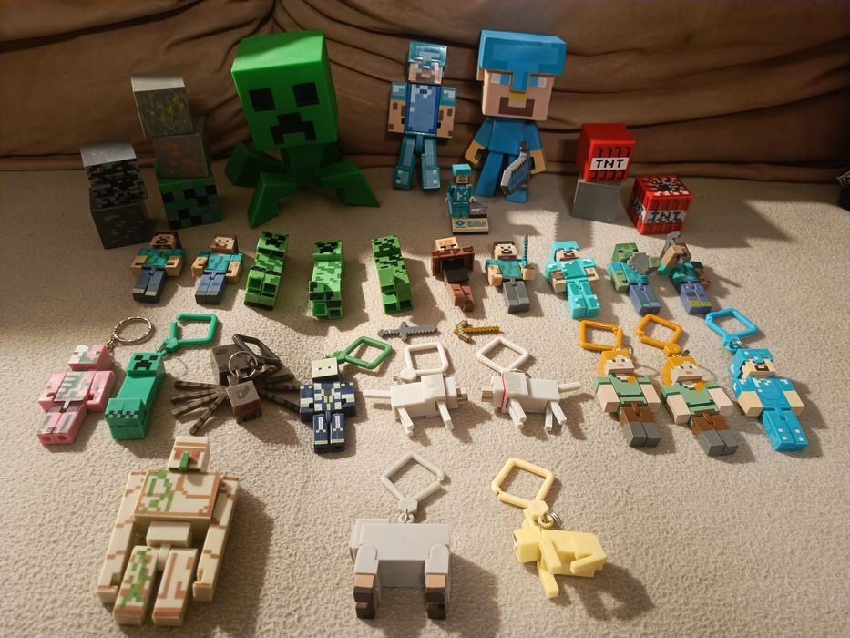 Minecraft figurki breloki mix