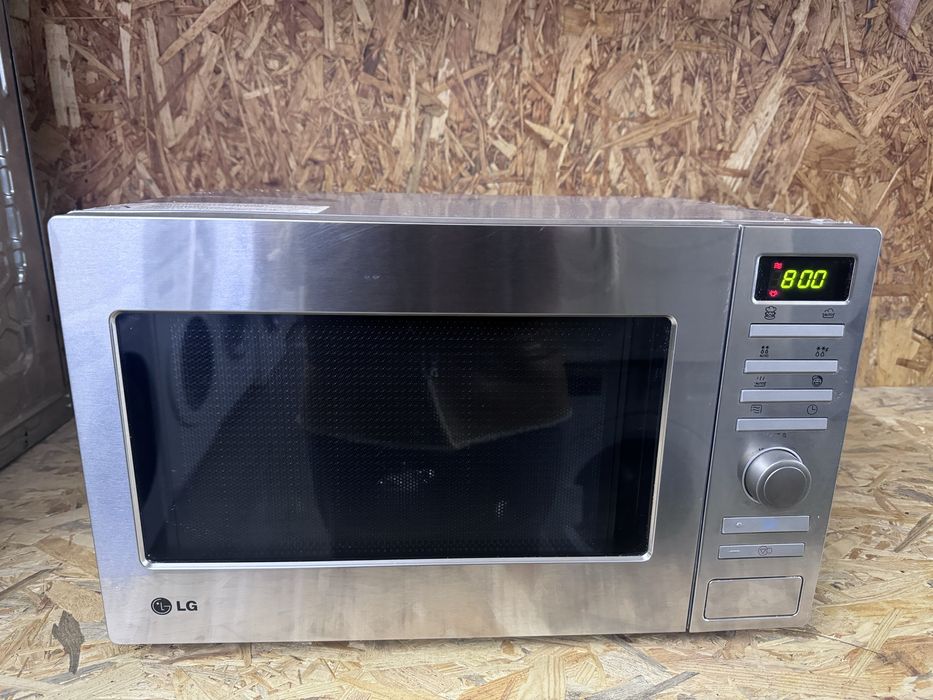 Мікрохвильова піч LG MS1987KTI