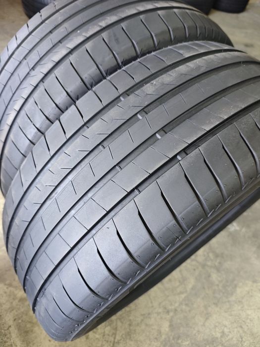 255/55/19 Bridgestone