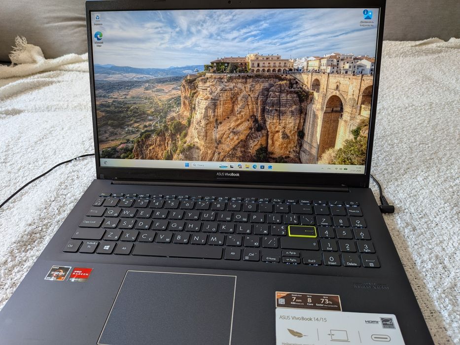 Portátil Asus VivoBook 15 M513IA Ryzen 7 4700U, 16 GB ram, 512 GB ssd, 15.6" fhd ips, Windows 11