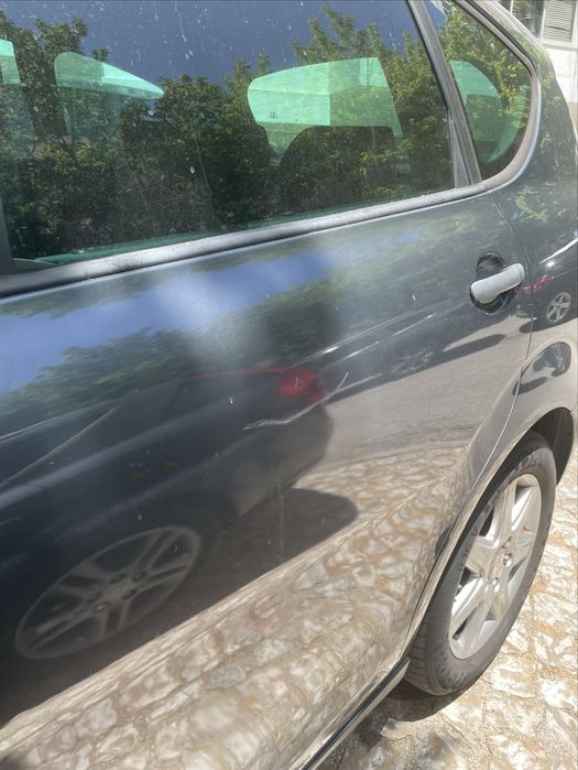 SEAT Altea XL (2007) diesel – 254.000 km. motor 1.9 TDI de 105 cavalos (cilindrada: 1896). Motivo da venda: aquisição de veículo novo de fábrica