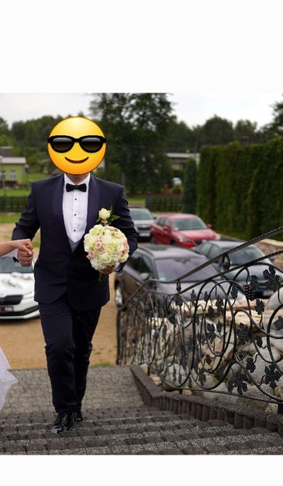 Czarny smoking ślubny