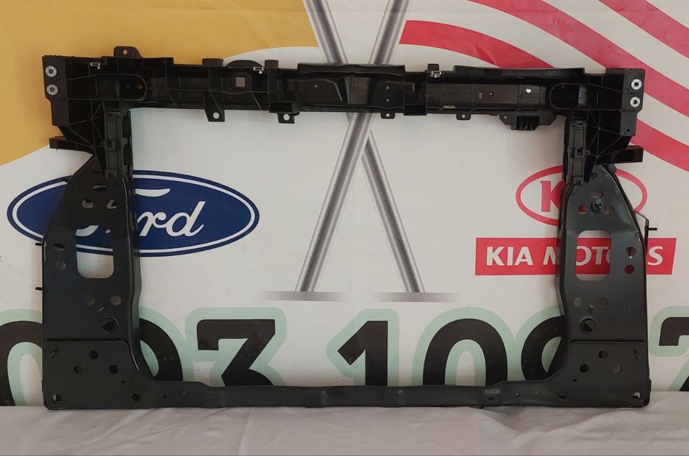 Передня панель Jeep Compass Renegate Cherokee телевізор компас черокі