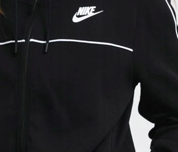 Damska bluza Nike Sportswear Essential kaptur klasyczny krój CZ8338-010 S