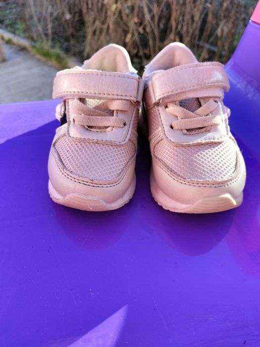 Кросівки дитячі для дівчинки