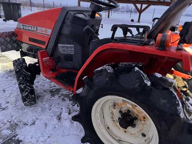 Minitraktor traktorek japoński yanmar ke3 4x4