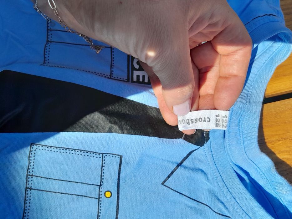 Sprzedam bluzkę policja  dla chlopca