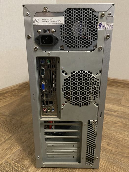 Компьютер для не складних задач.