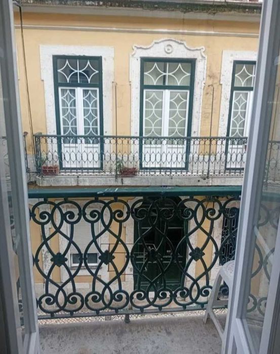 Apartamento com terraço no coração do Bairro da Graça